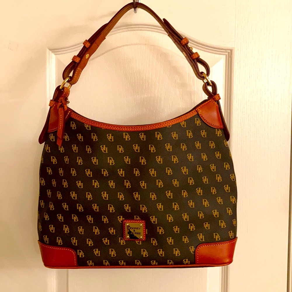 NWOT Dooney & Bourke Gretta Hobo